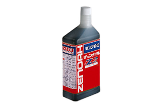 Z2-1L オールシーズンタイプ. ラベルに製品情報が記載されたゼノアチェーンオイルボトルの正面図。