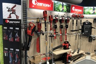 Brandshop-Zenoah-Komatsucity-1